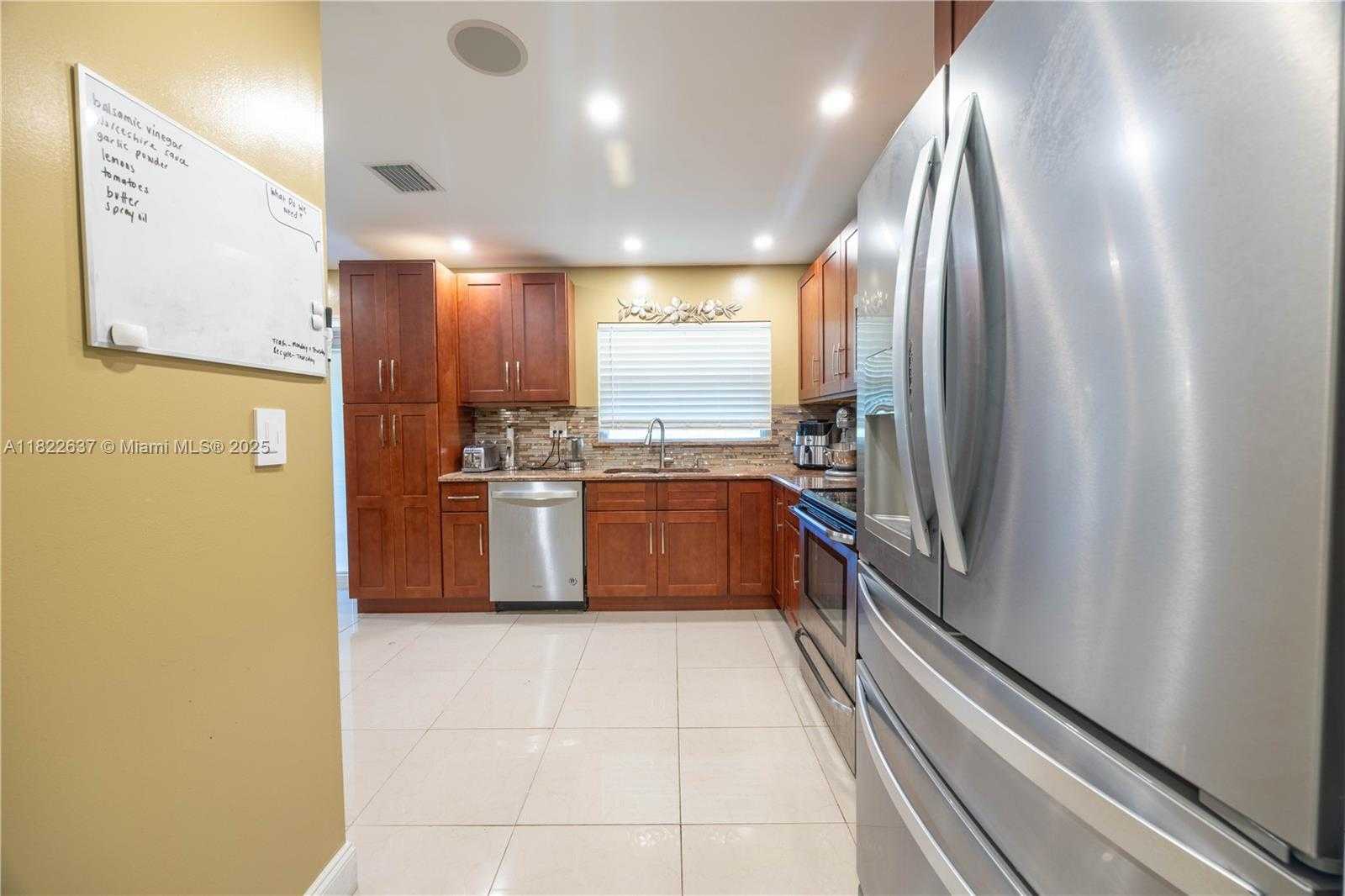 Small Image of 11351 NORTH WEST 37TH ST, Coral Springs Number 3