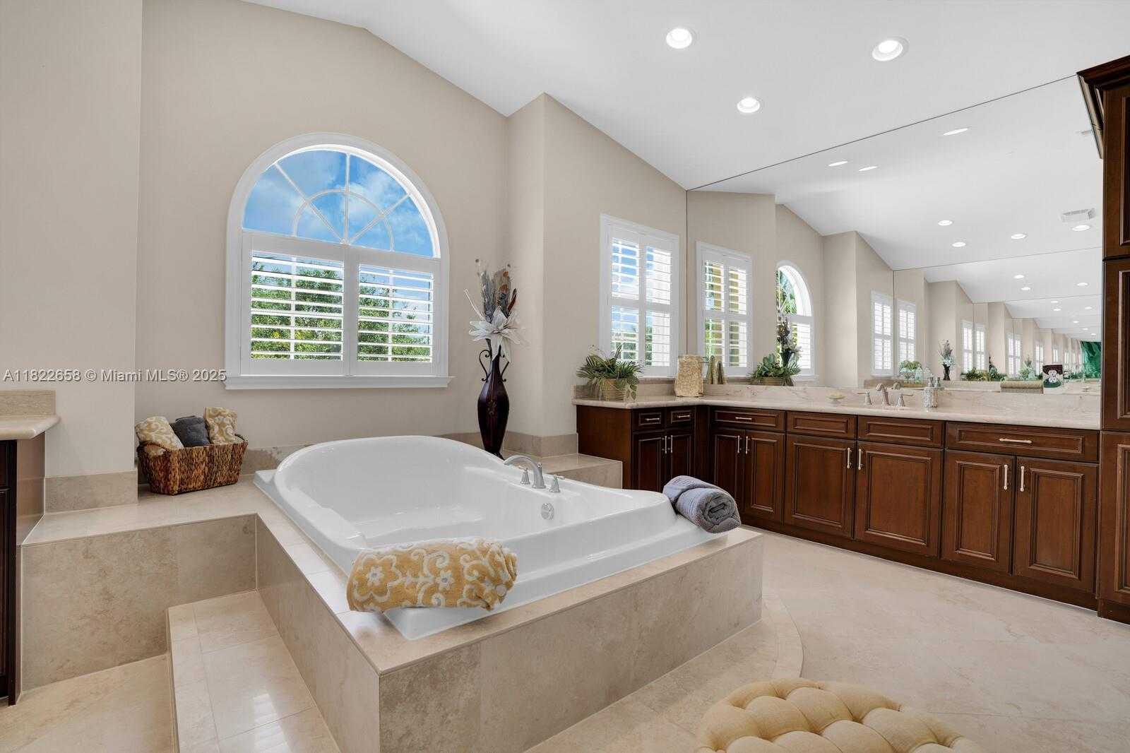 Small Image of 11844 FOXBRIAR LAKE TRL, Boynton Beach Number 30