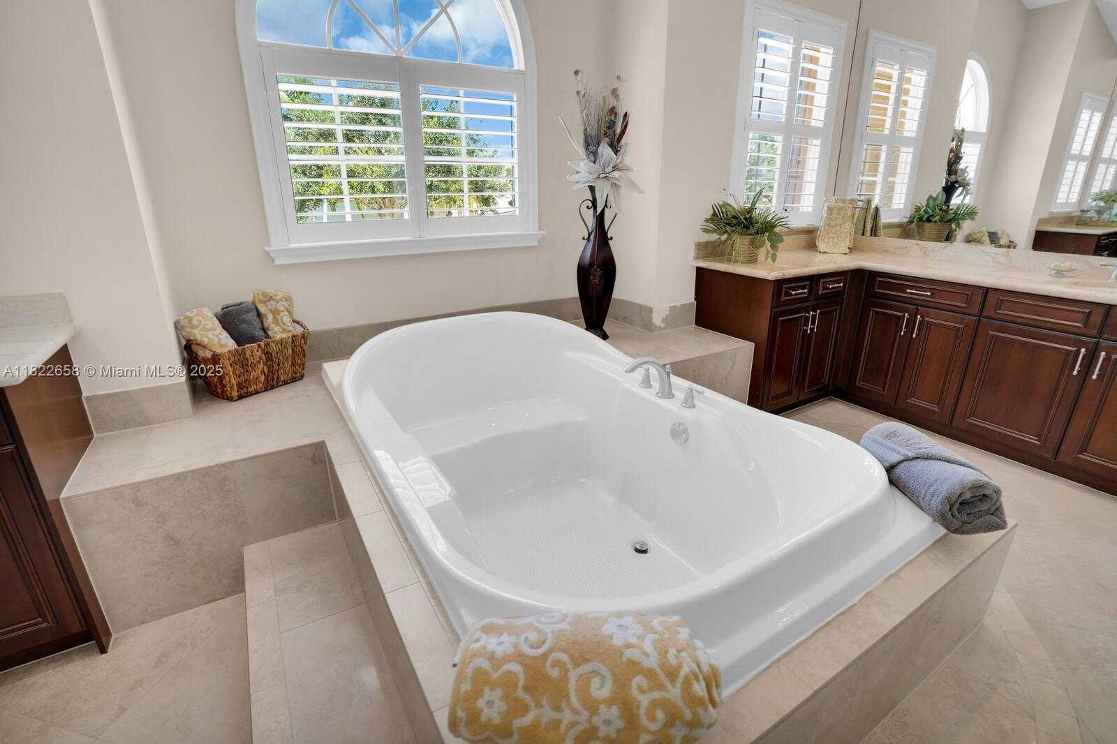 Small Image of 11844 FOXBRIAR LAKE TRL, Boynton Beach Number 32