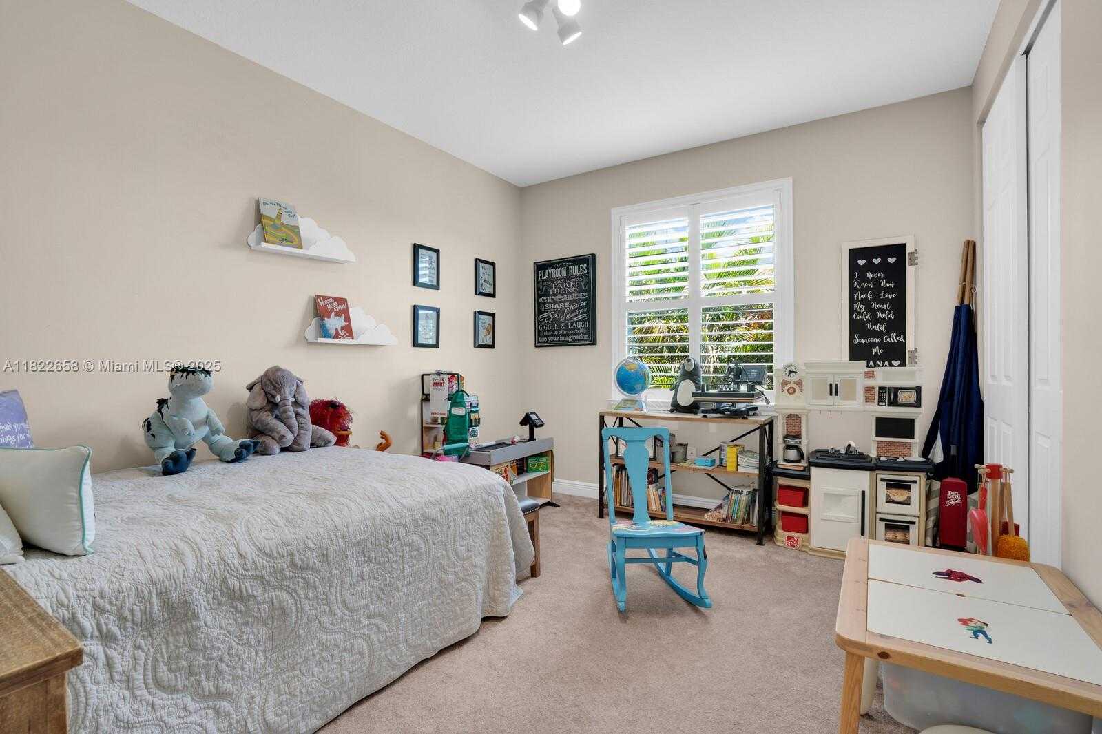 Small Image of 11844 FOXBRIAR LAKE TRL, Boynton Beach Number 33