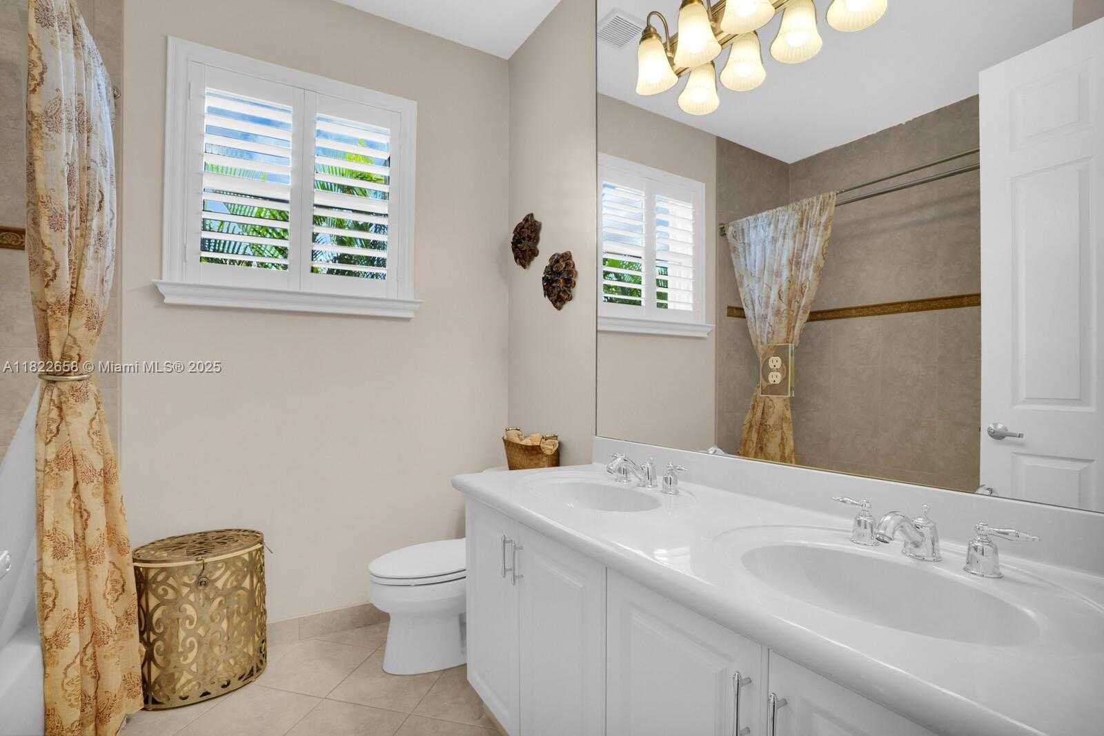 Small Image of 11844 FOXBRIAR LAKE TRL, Boynton Beach Number 38