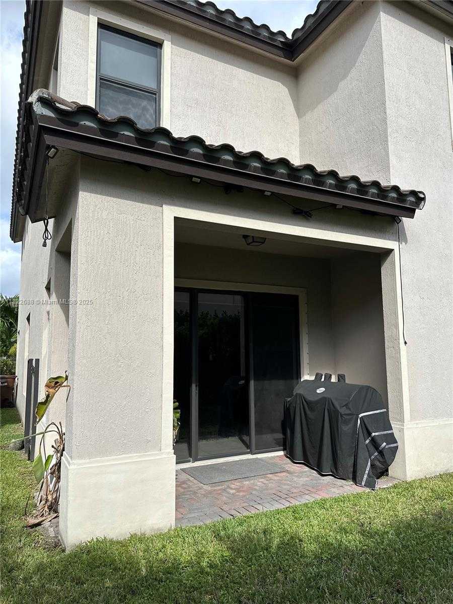 Small Image of 3278 WEST 97TH TER, Hialeah Number 12
