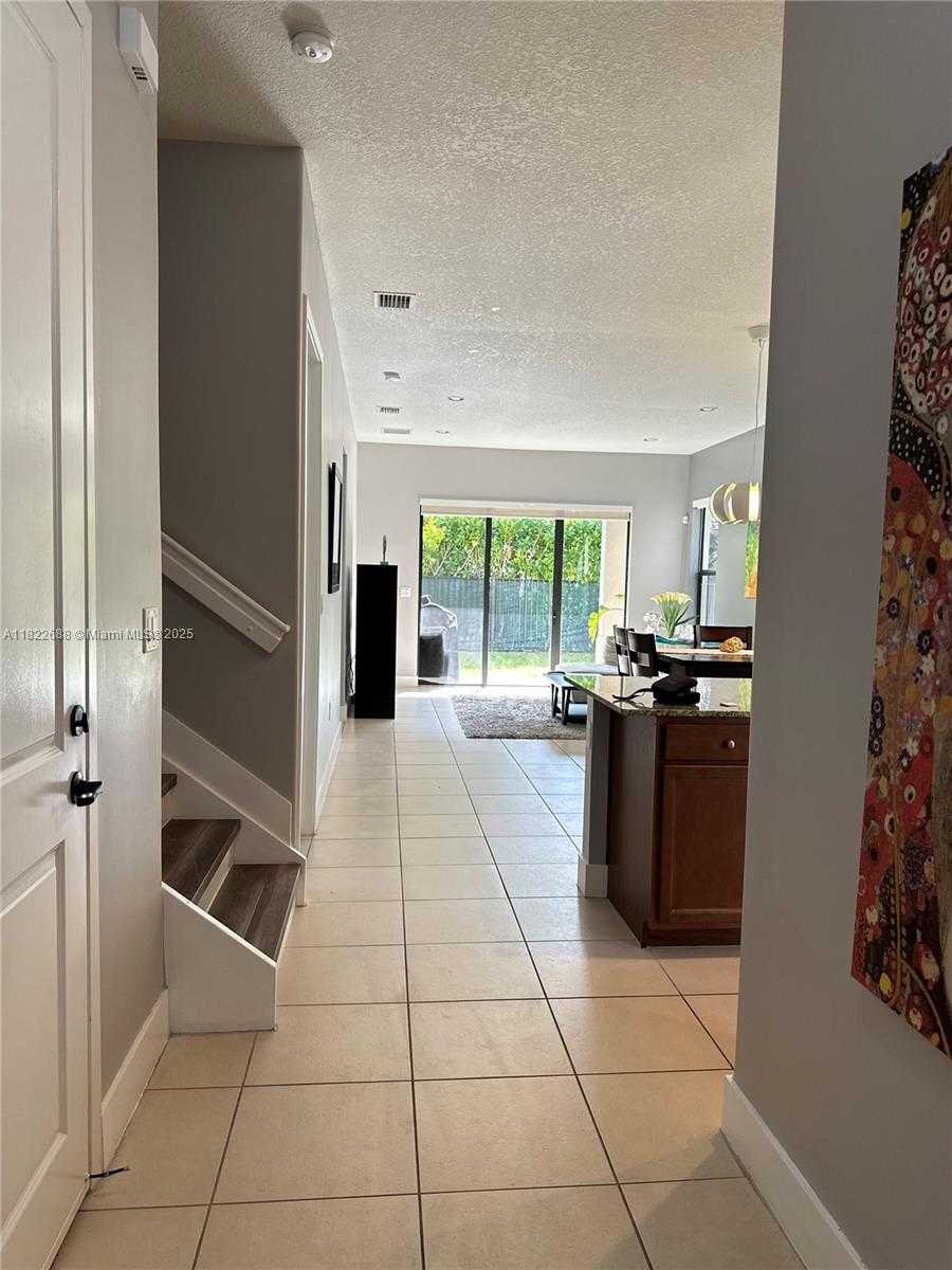 Small Image of 3278 WEST 97TH TER, Hialeah Number 19