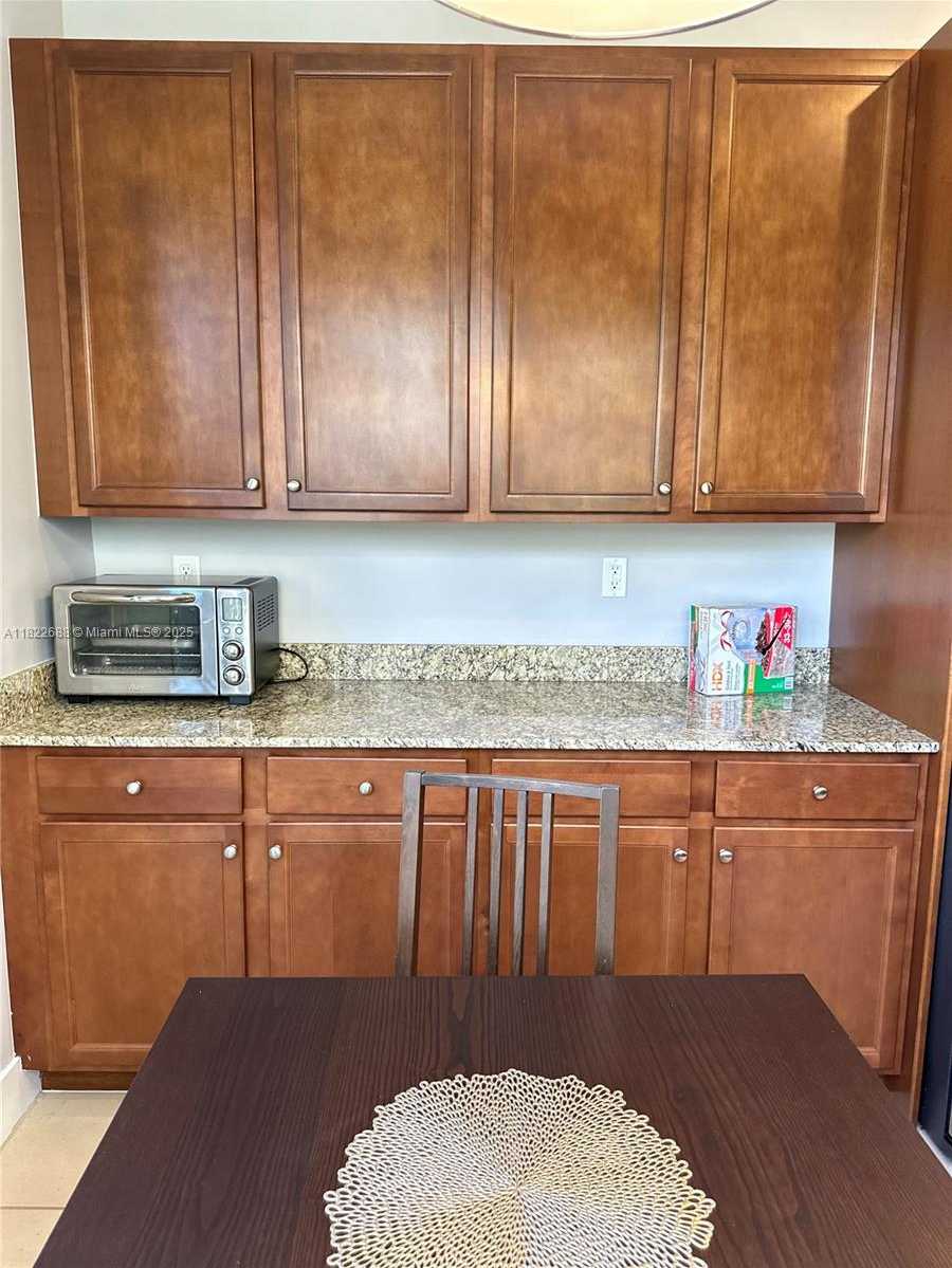 Small Image of 3278 WEST 97TH TER, Hialeah Number 21
