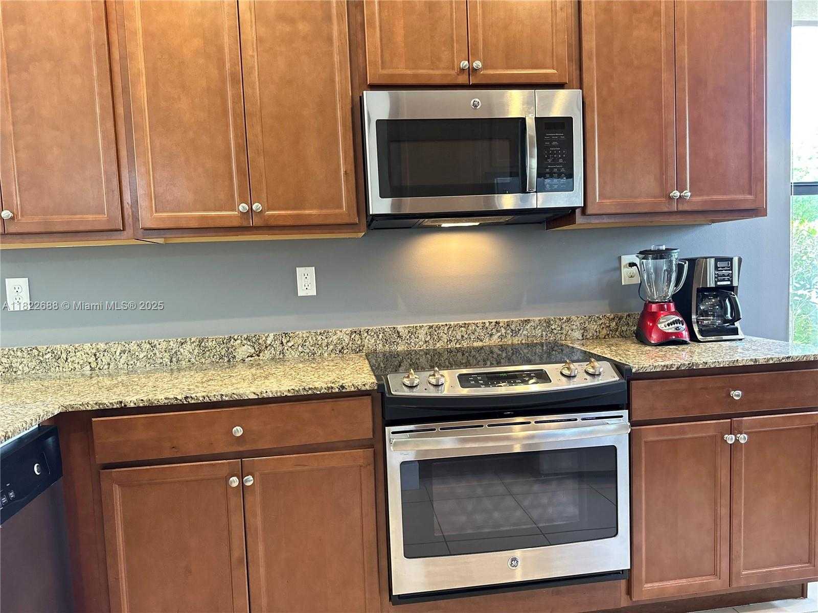 Small Image of 3278 WEST 97TH TER, Hialeah Number 28