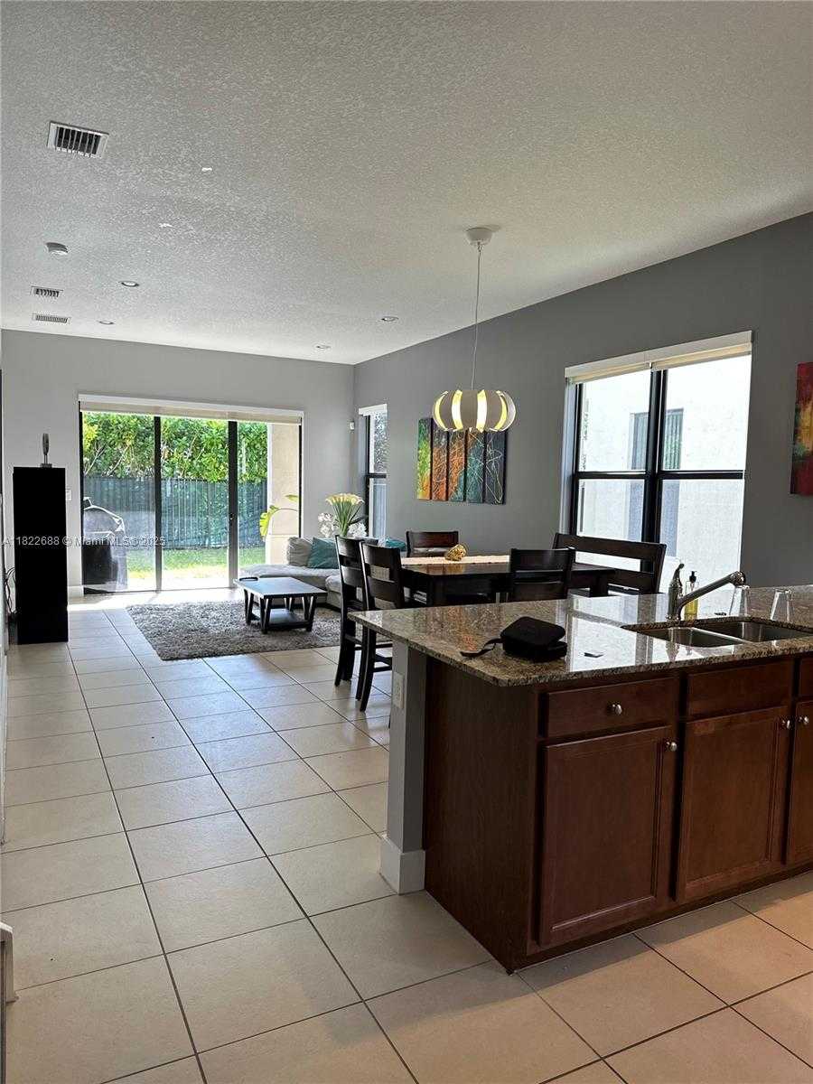 Small Image of 3278 WEST 97TH TER, Hialeah Number 33