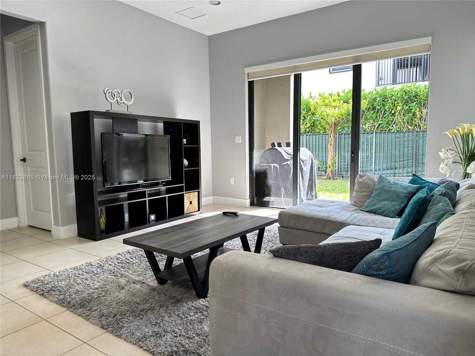 Small Image of 3278 WEST 97TH TER, Hialeah Number 34