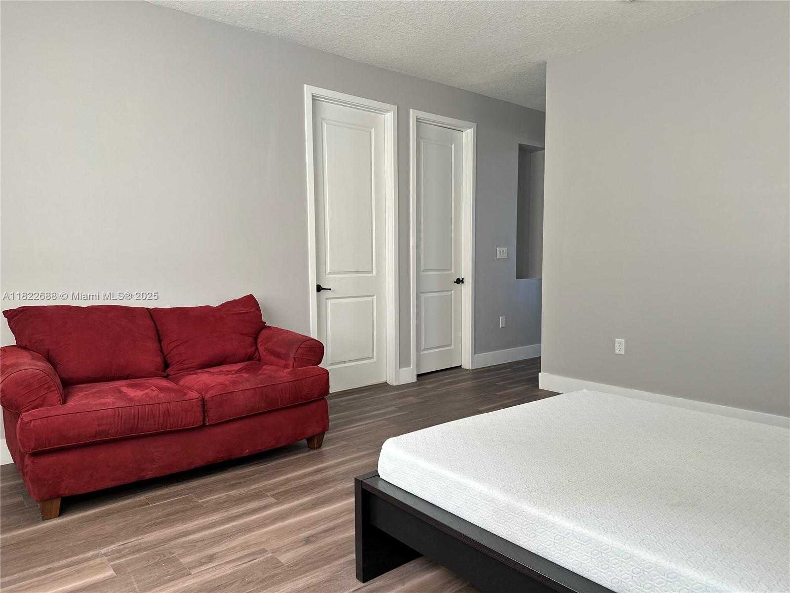 Small Image of 3278 WEST 97TH TER, Hialeah Number 64