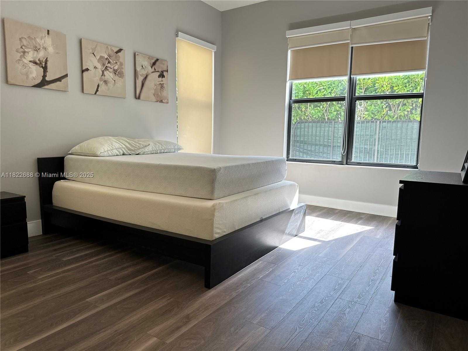 Small Image of 3278 WEST 97TH TER, Hialeah Number 66