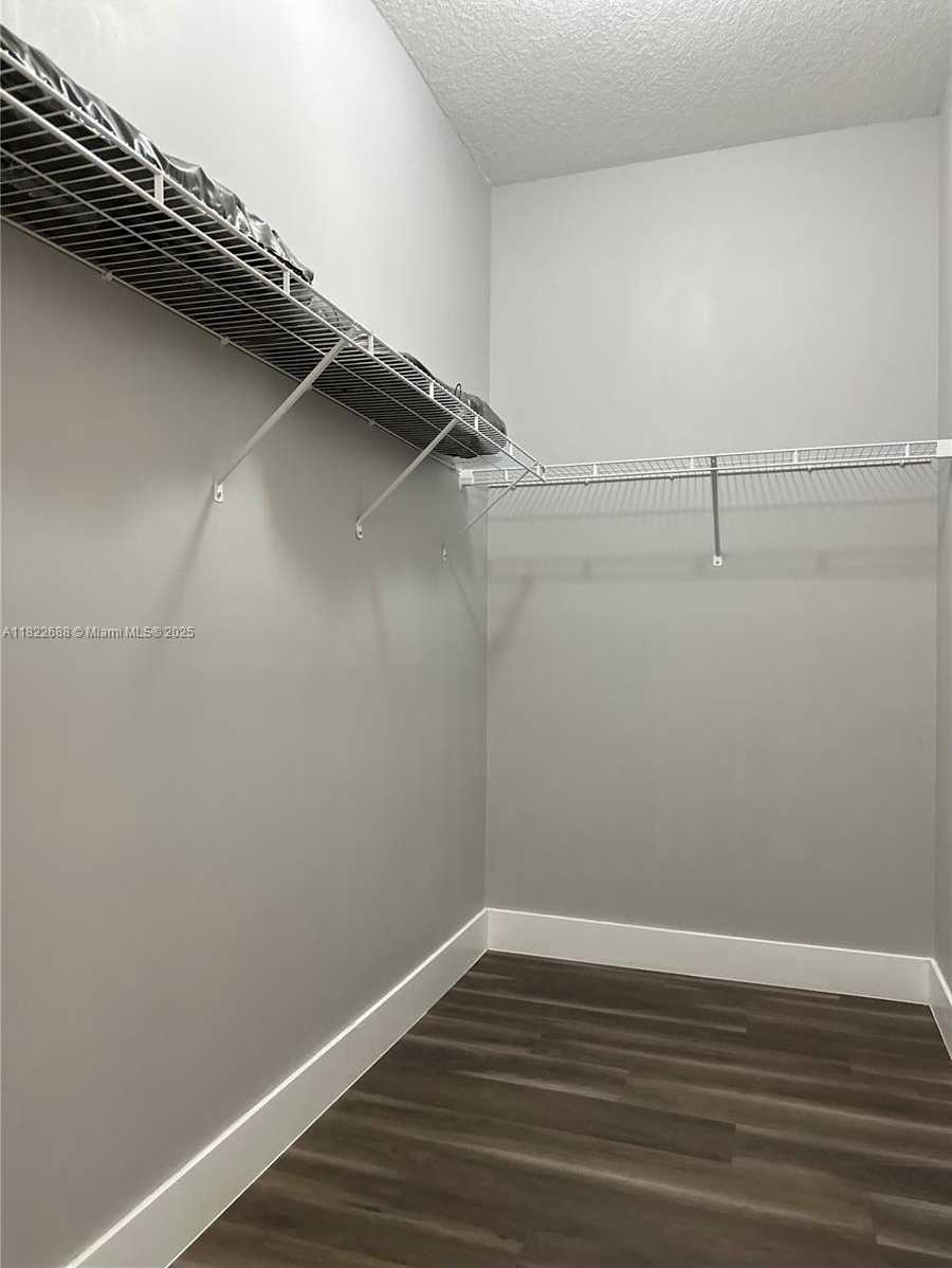 Small Image of 3278 WEST 97TH TER, Hialeah Number 69