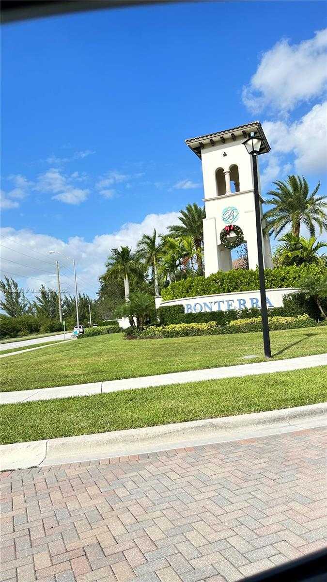 Small Image of 3278 WEST 97TH TER, Hialeah Number 89