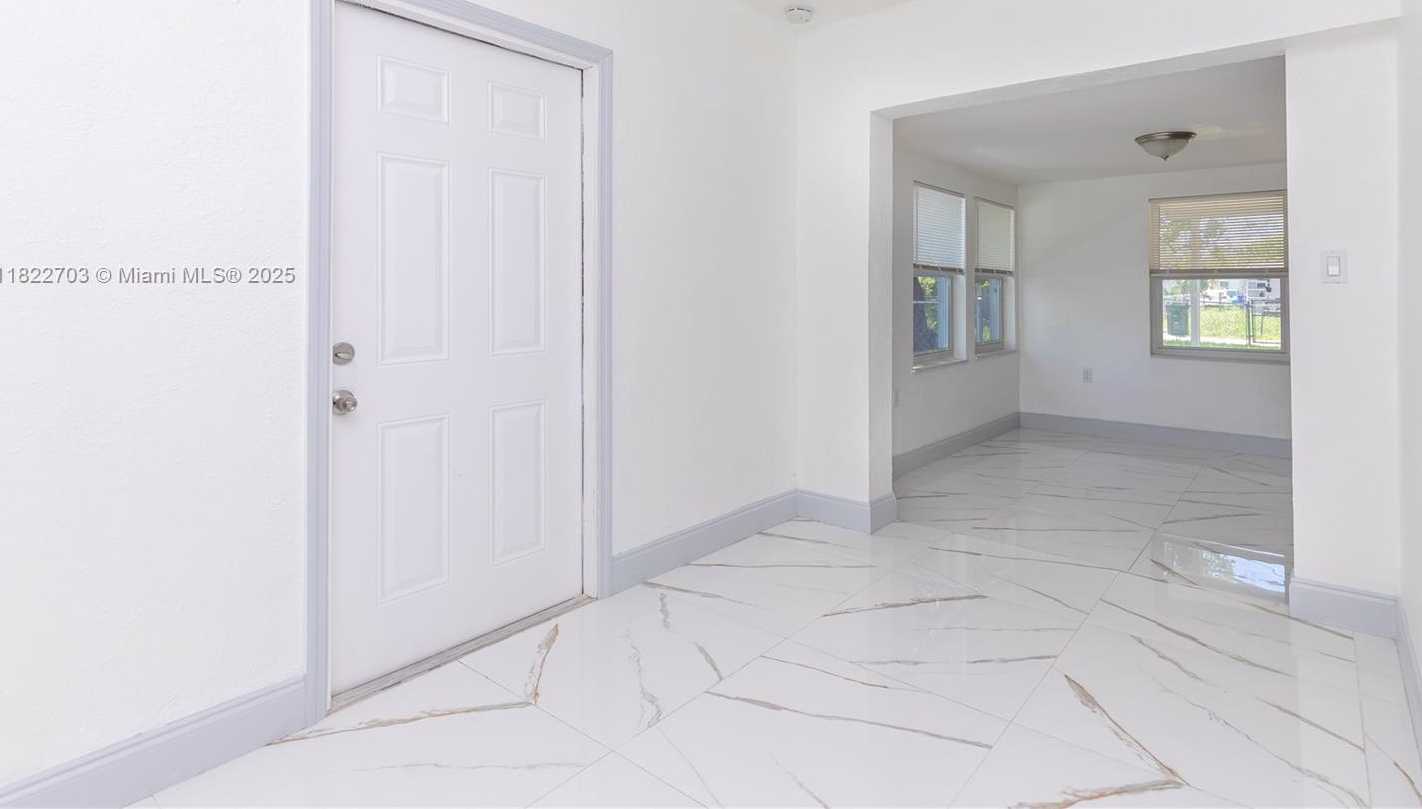 Small Image of 1758 NORTH EAST 183RD ST, North Miami Beach Number 12