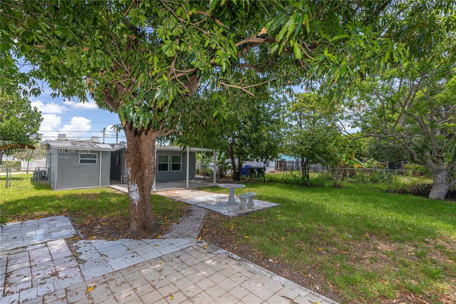 Small Image of 1758 NORTH EAST 183RD ST, North Miami Beach Number 20