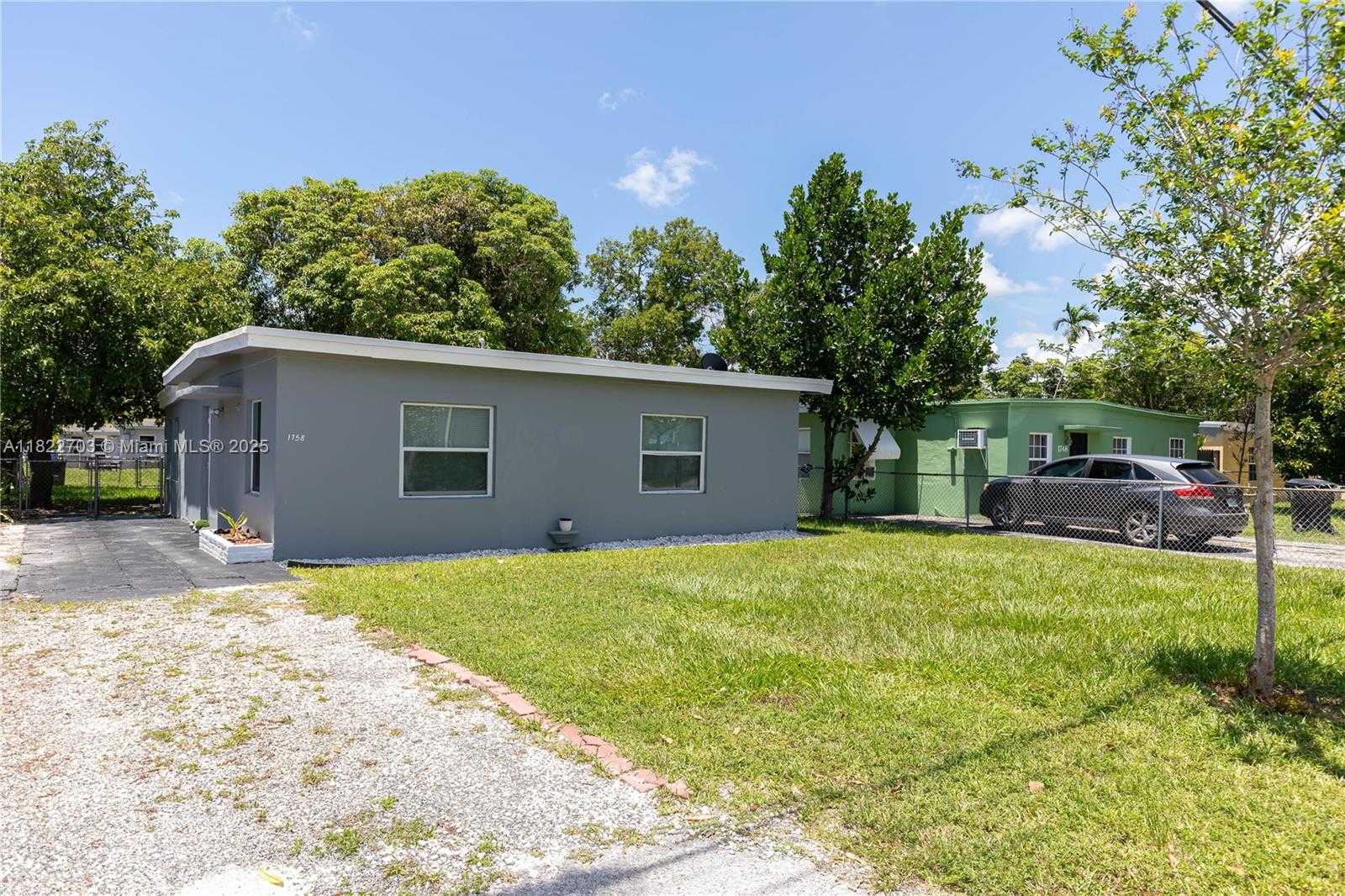 Small Image of 1758 NORTH EAST 183RD ST, North Miami Beach Number 23