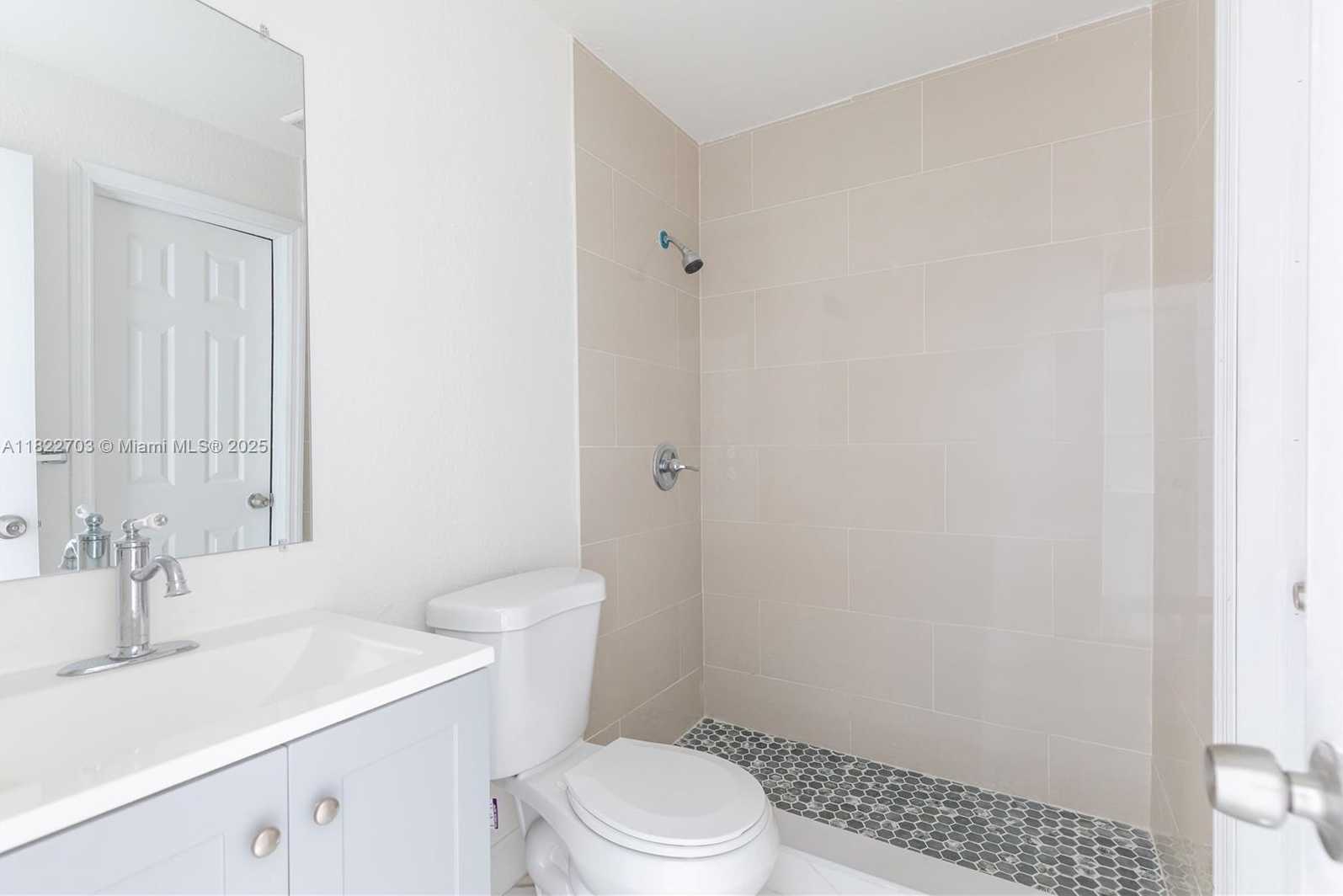 Small Image of 1758 NORTH EAST 183RD ST, North Miami Beach Number 6