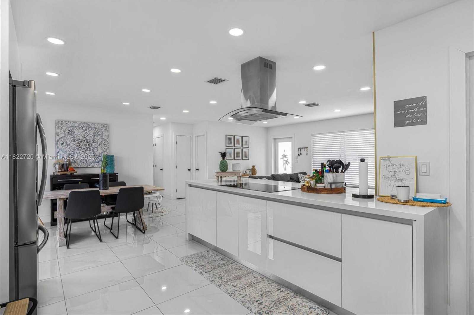 Small Image of 10371 SOUTH WEST 44TH ST, Miami Number 14
