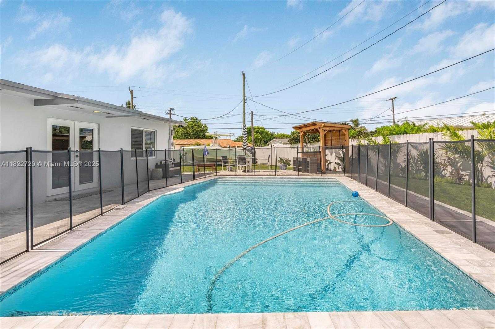 Small Image of 10371 SOUTH WEST 44TH ST, Miami Number 24