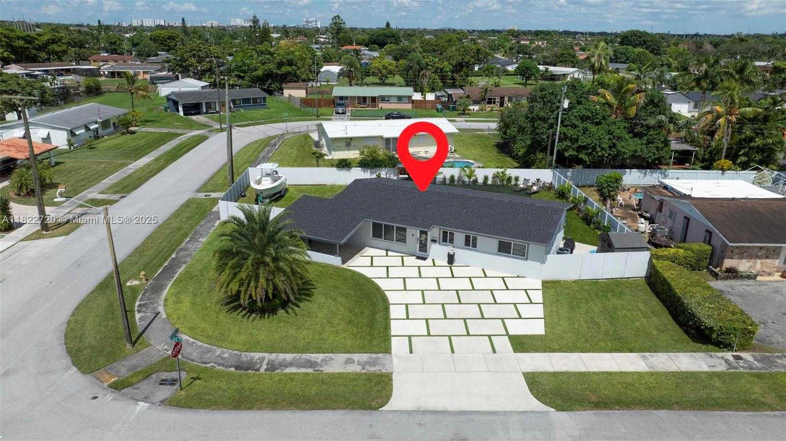 Small Image of 10371 SOUTH WEST 44TH ST, Miami Number 30