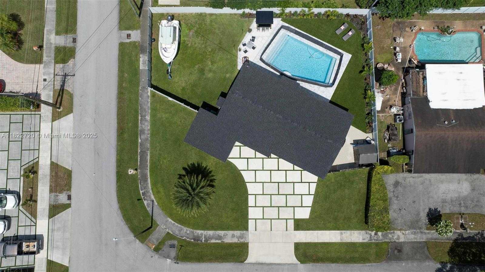 Small Image of 10371 SOUTH WEST 44TH ST, Miami Number 31