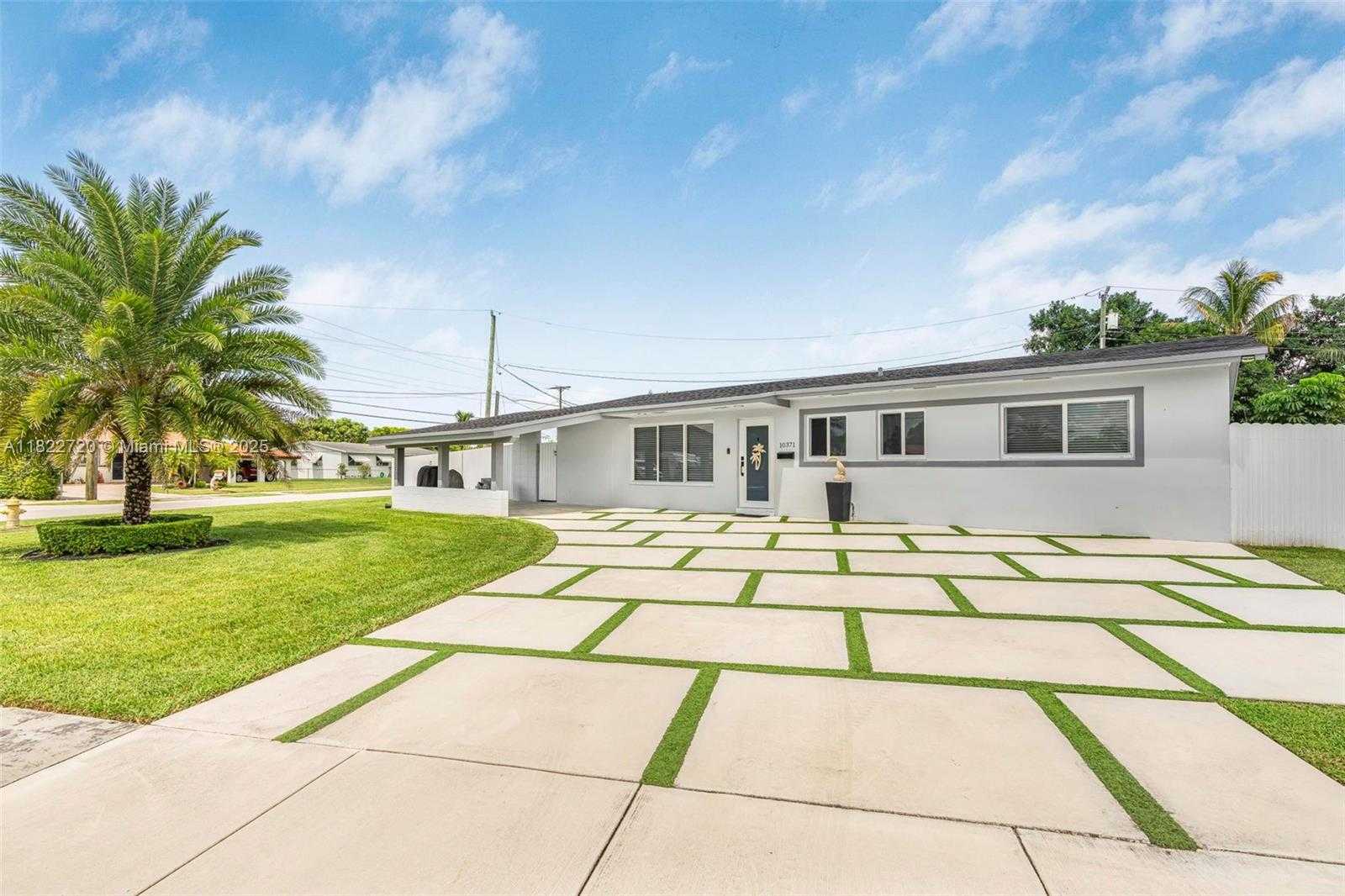 Small Image of 10371 SOUTH WEST 44TH ST, Miami Number 4