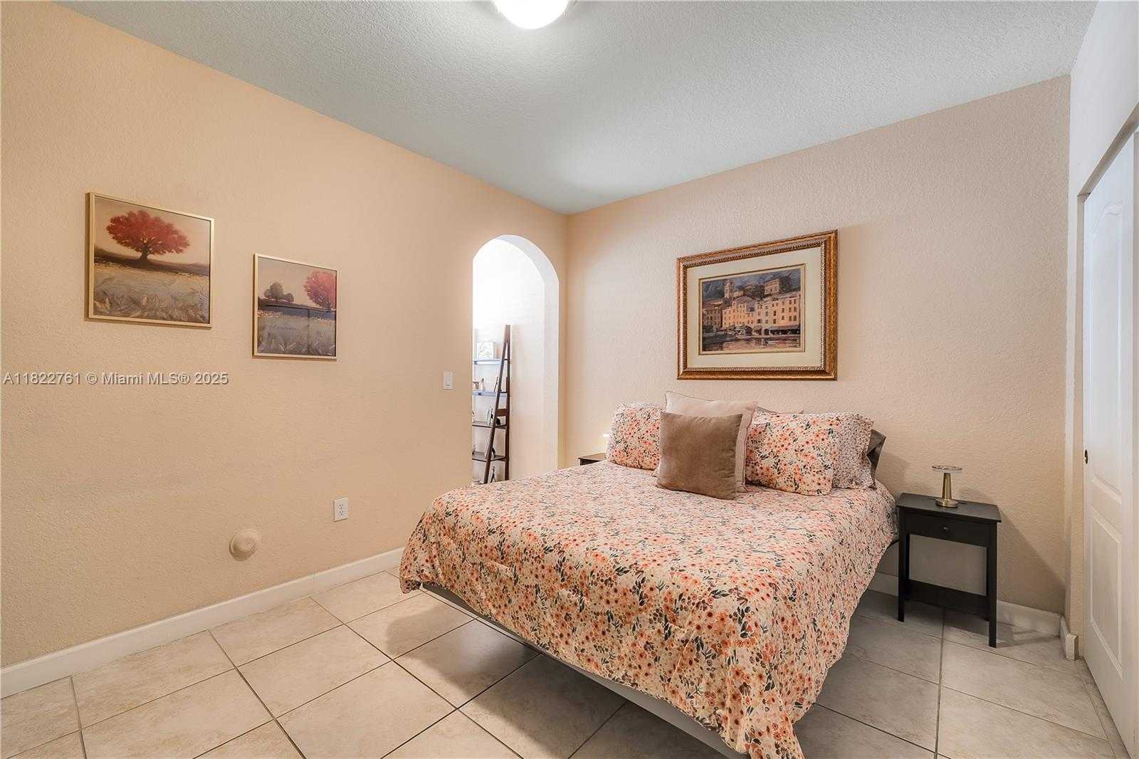 Small Image of 15210 SOUTH WEST 15TH ST, Miami Number 18