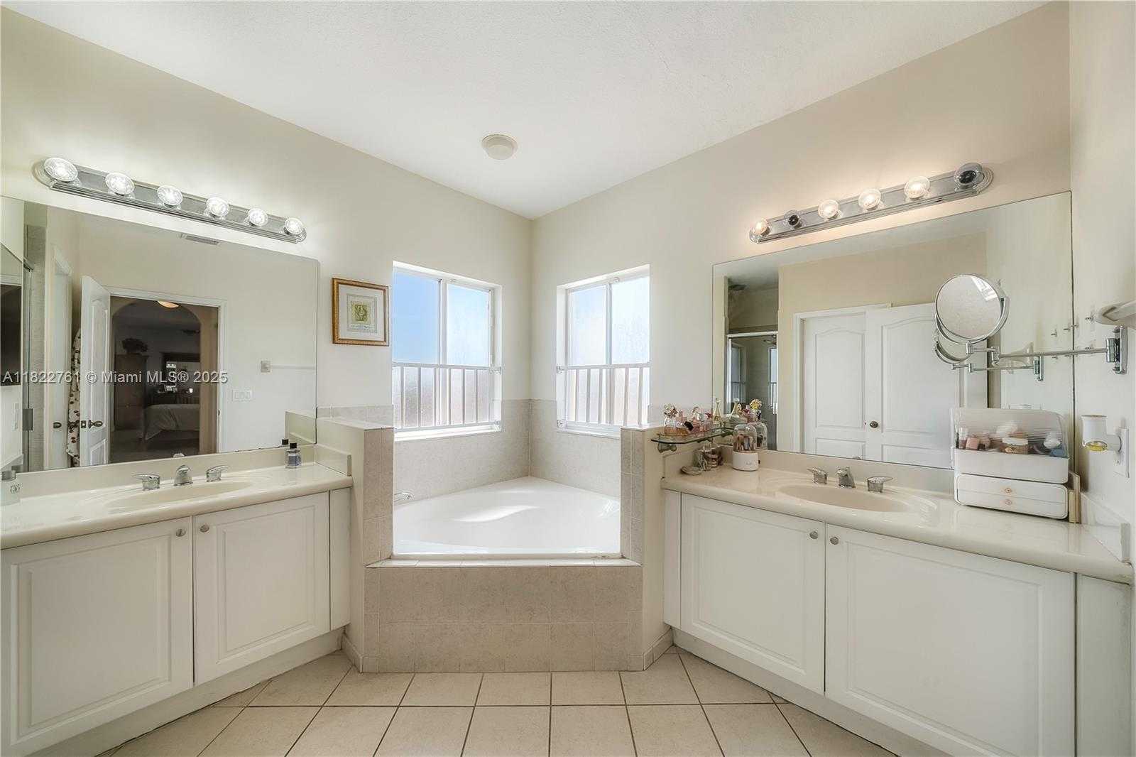 Small Image of 15210 SOUTH WEST 15TH ST, Miami Number 24