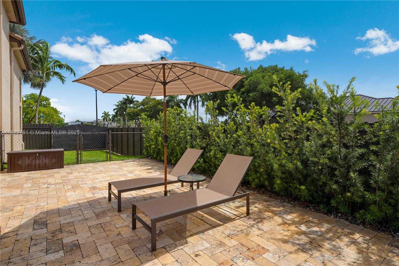 Small Image of 15210 SOUTH WEST 15TH ST, Miami Number 35