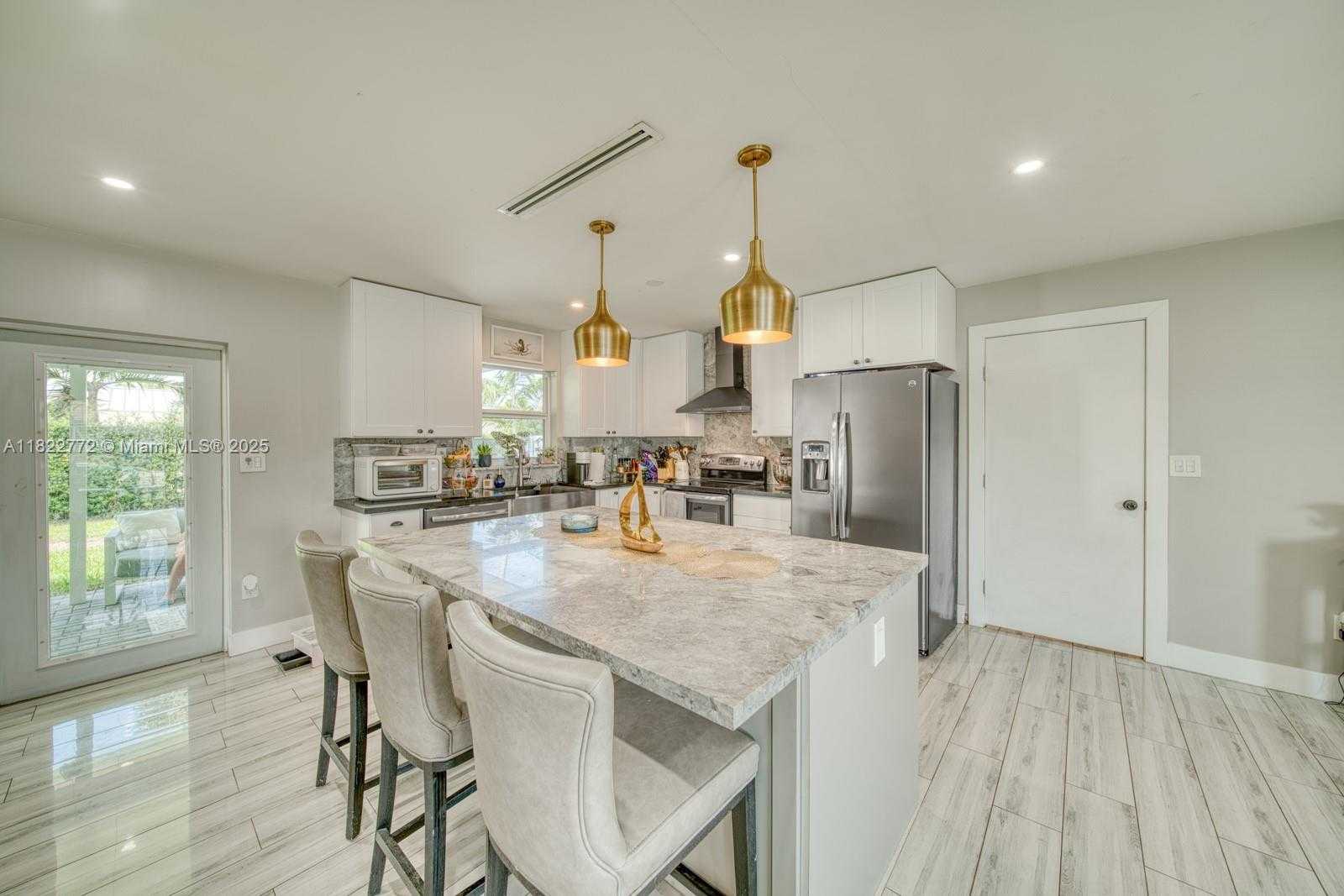 Small Image of 9104 SOUTH WEST 180TH ST, Palmetto Bay Number 7