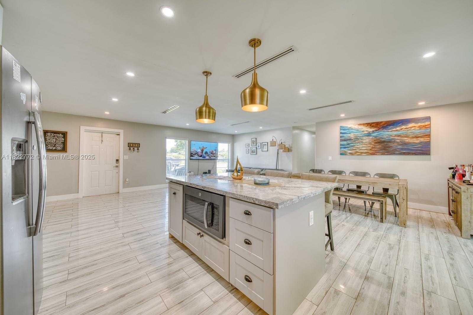 Small Image of 9104 SOUTH WEST 180TH ST, Palmetto Bay Number 8
