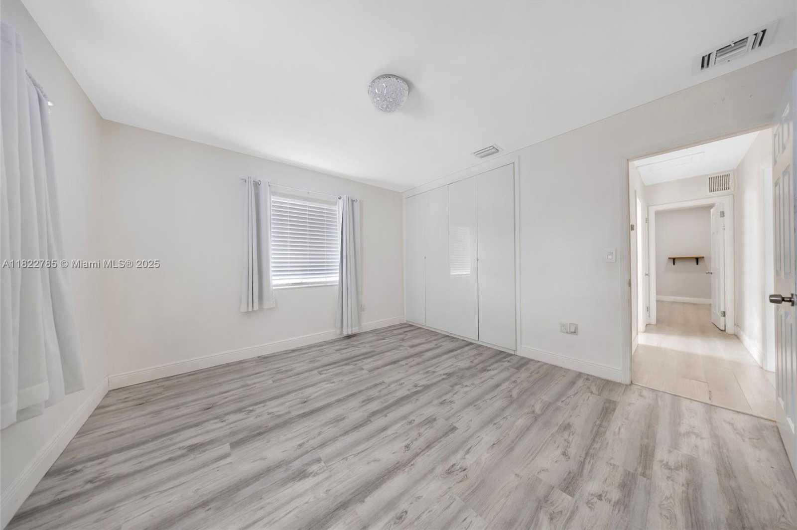 Small Image of 5781 SOUTH WEST 25TH ST, Miami Number 21