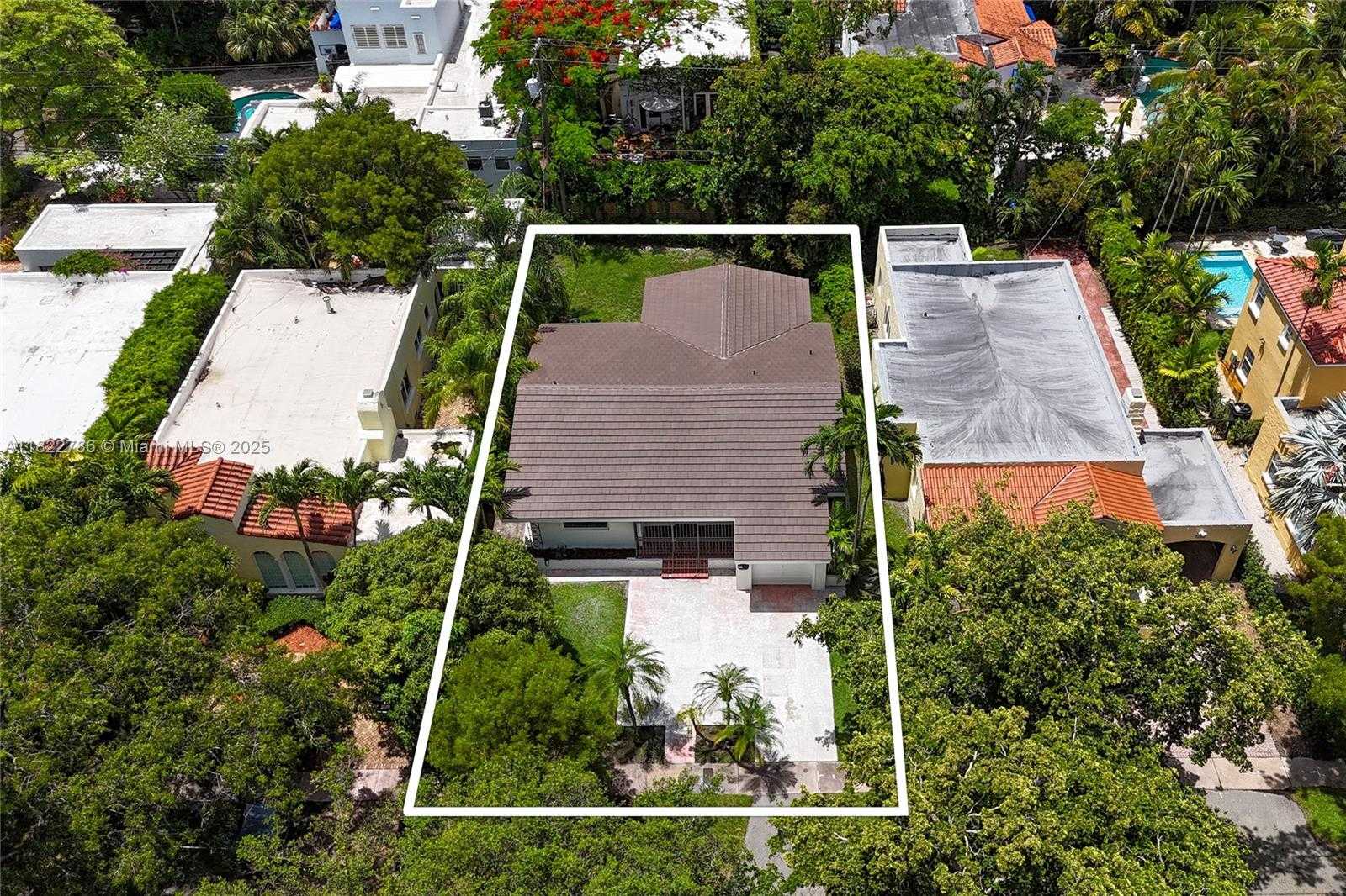 Small Image of 708 NAVARRE AVE, Coral Gables Number 16