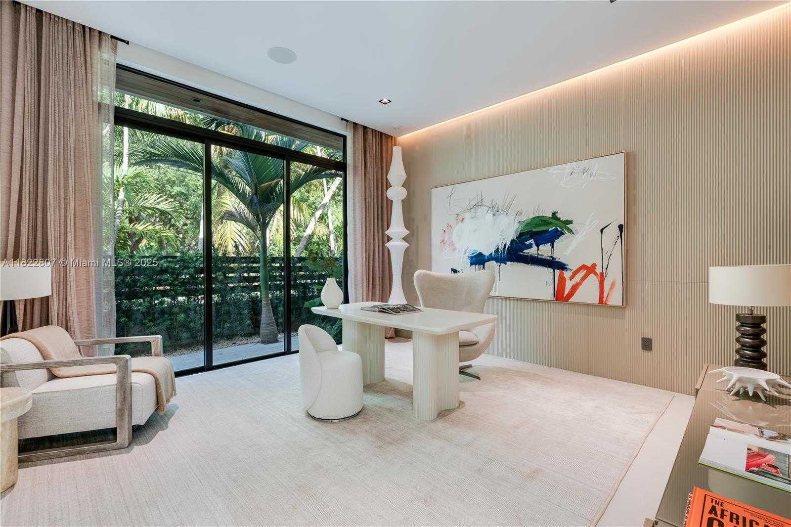 Small Image of 2800 CALUSA STREET, Miami Number 25