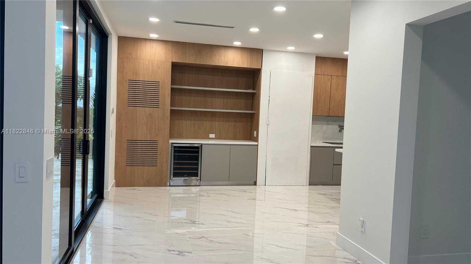 Small Image of 1700 NORTH EAST 18TH ST, Fort Lauderdale Number 16