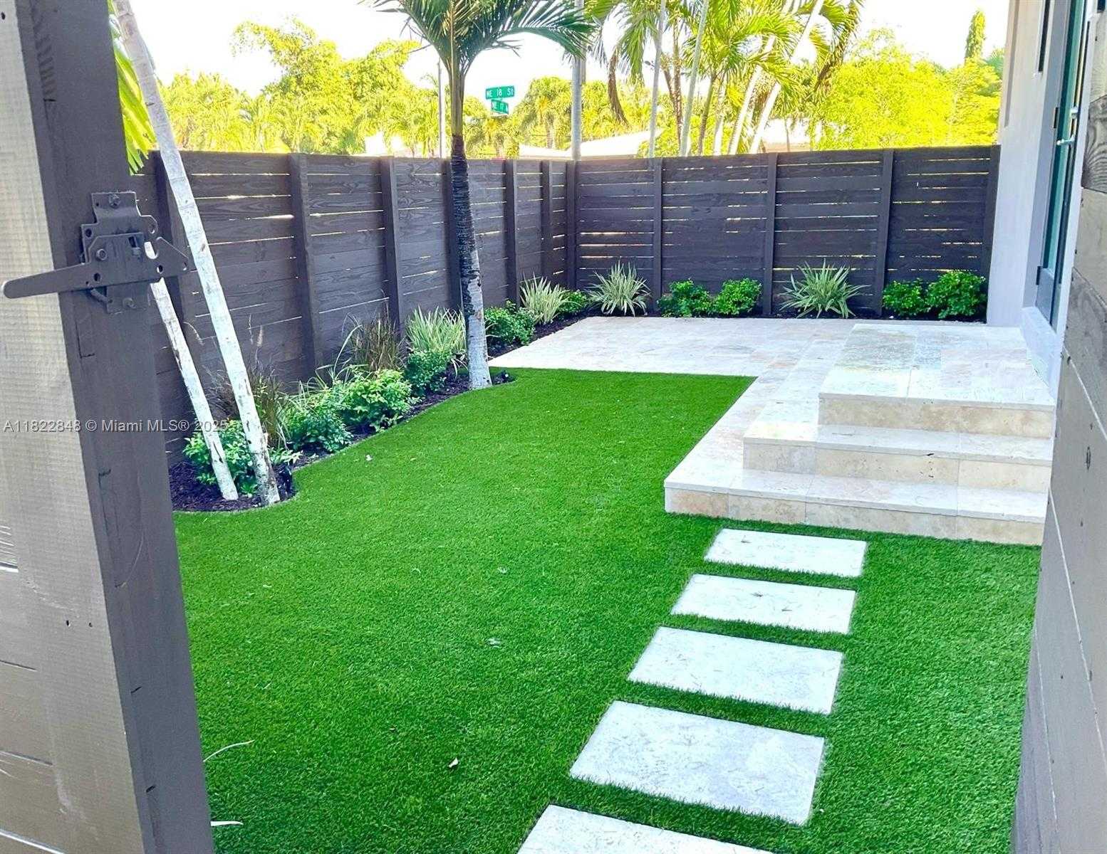 Small Image of 1700 NORTH EAST 18TH ST, Fort Lauderdale Number 22
