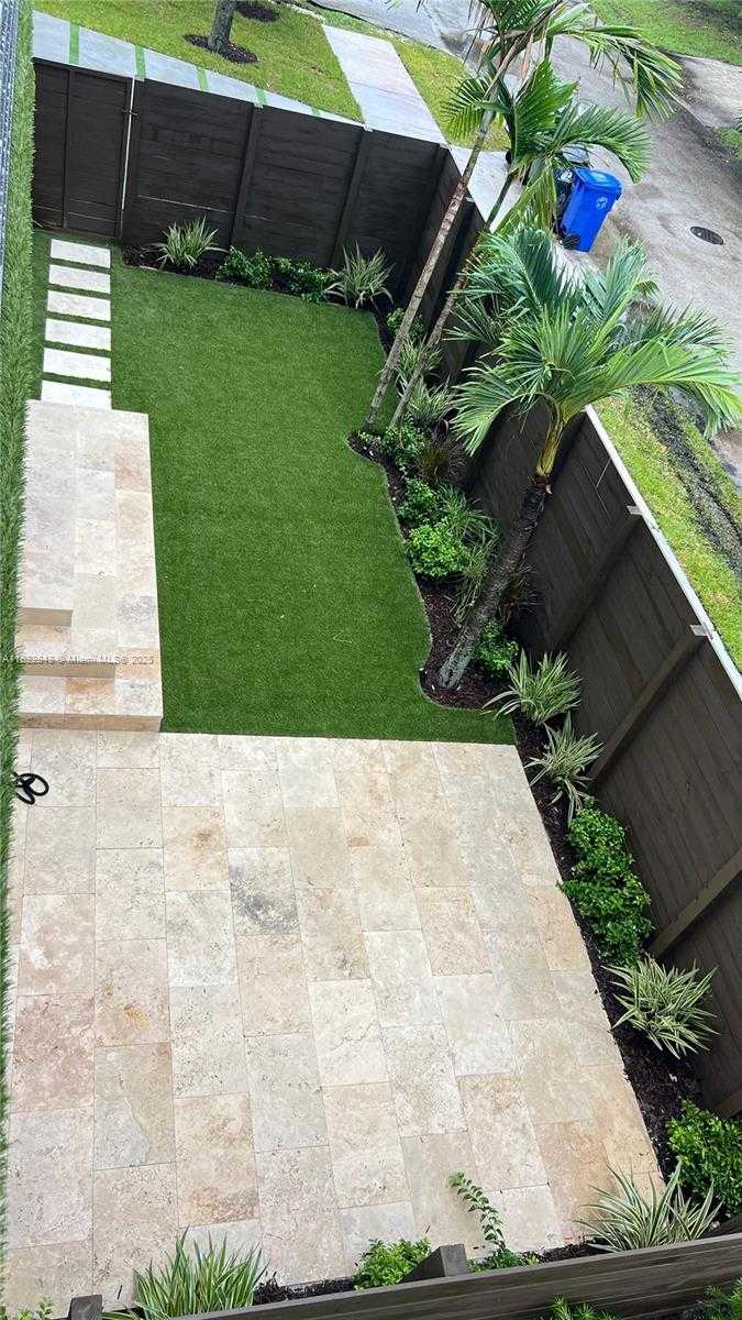 Small Image of 1700 NORTH EAST 18TH ST, Fort Lauderdale Number 23