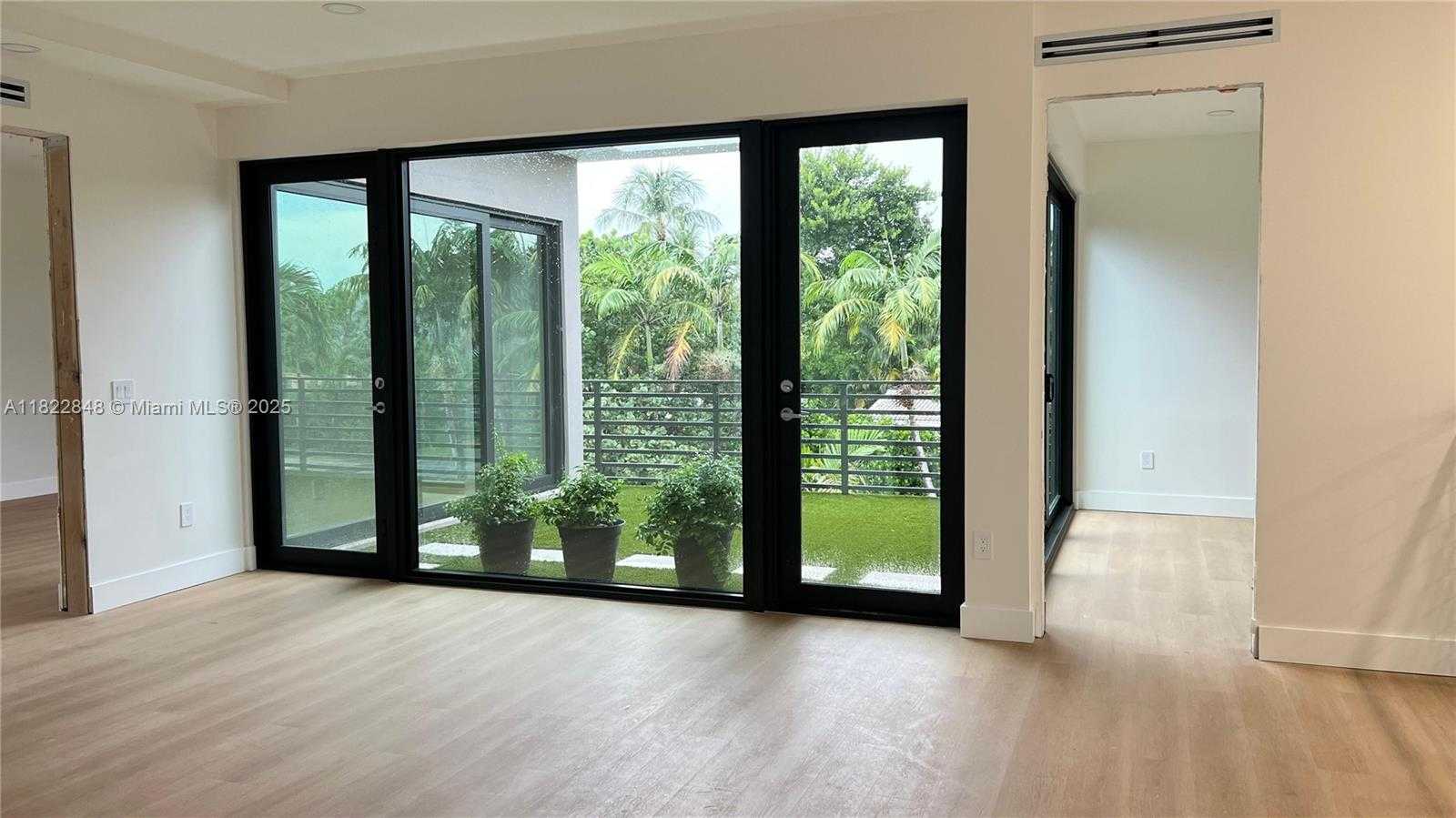 Small Image of 1700 NORTH EAST 18TH ST, Fort Lauderdale Number 27