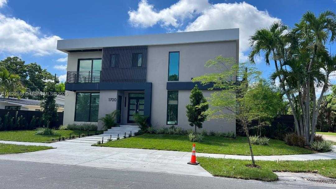 Small Image of 1700 NORTH EAST 18TH ST, Fort Lauderdale Number 3