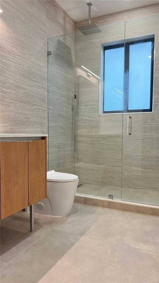 Small Image of 1700 NORTH EAST 18TH ST, Fort Lauderdale Number 38