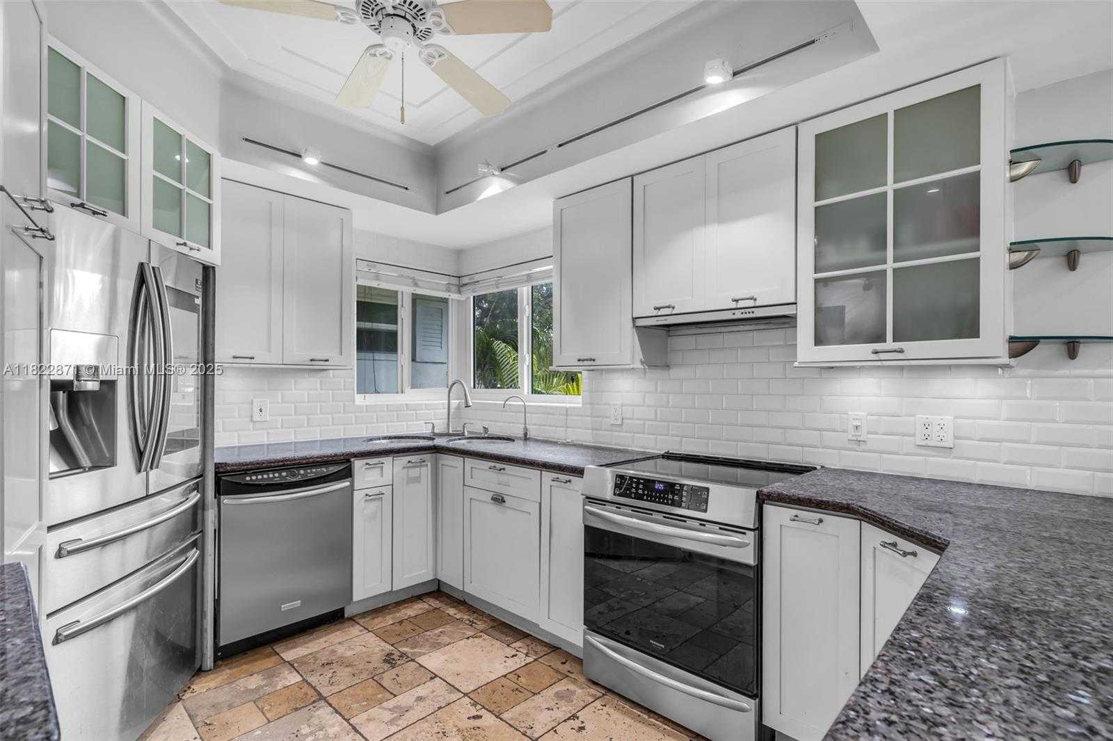 Small Image of 170 NORTH WEST 105TH ST, Miami Shores Number 11