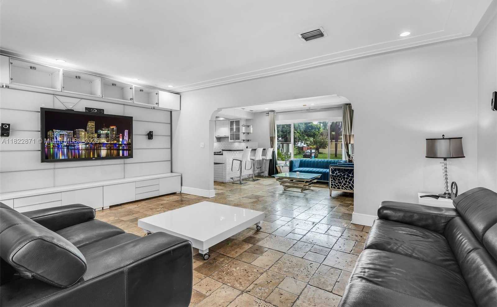 Small Image of 170 NORTH WEST 105TH ST, Miami Shores Number 13