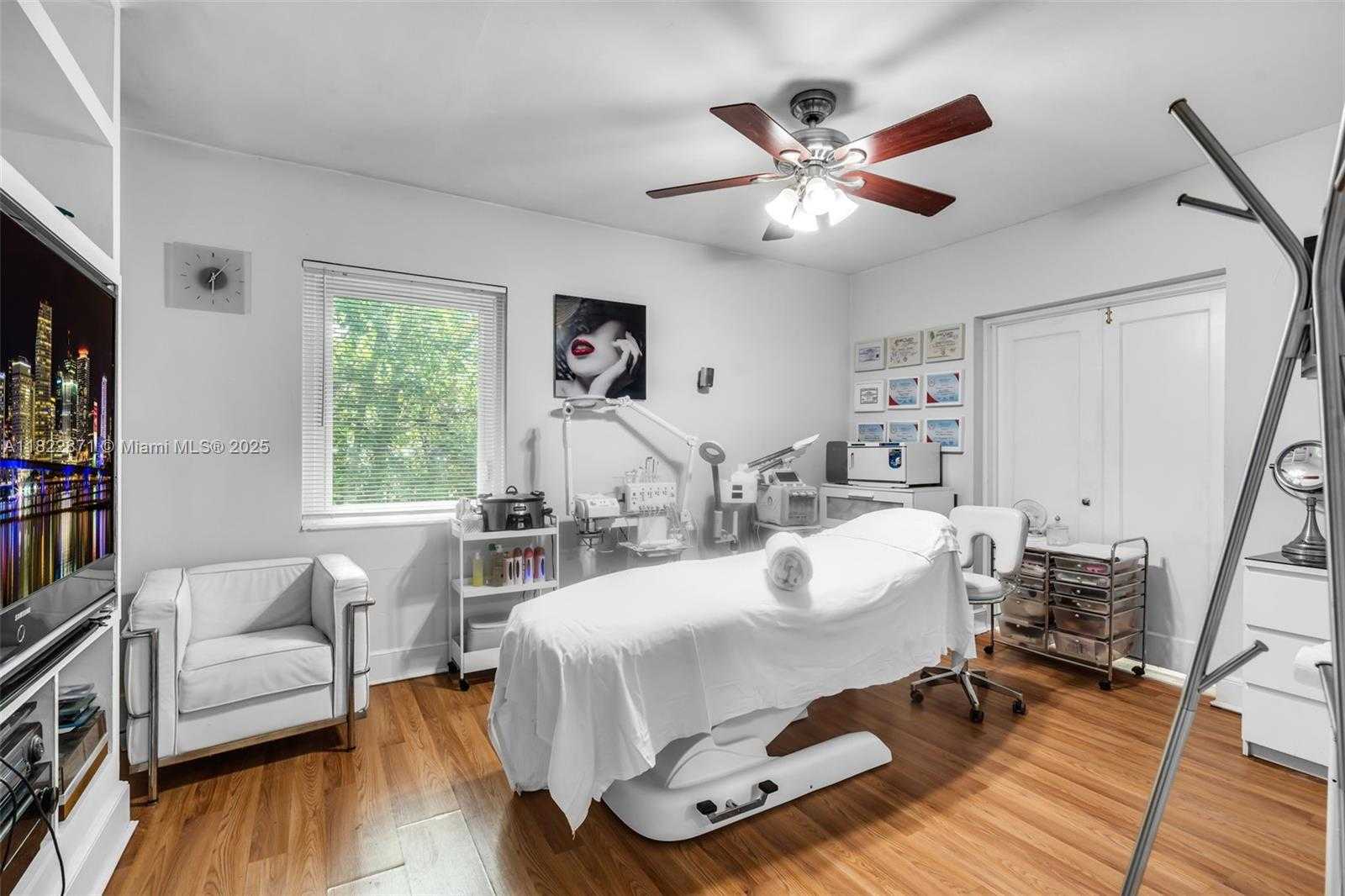 Small Image of 170 NORTH WEST 105TH ST, Miami Shores Number 18