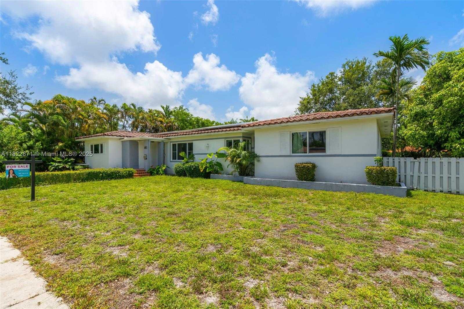 Small Image of 170 NORTH WEST 105TH ST, Miami Shores Number 2