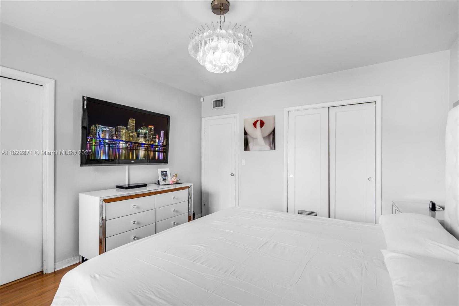 Small Image of 170 NORTH WEST 105TH ST, Miami Shores Number 20