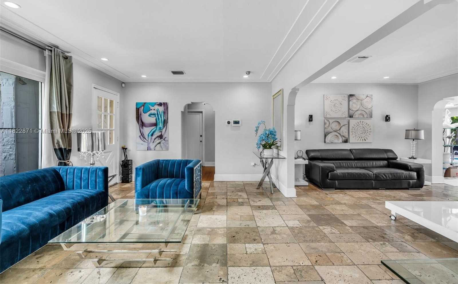 Small Image of 170 NORTH WEST 105TH ST, Miami Shores Number 7