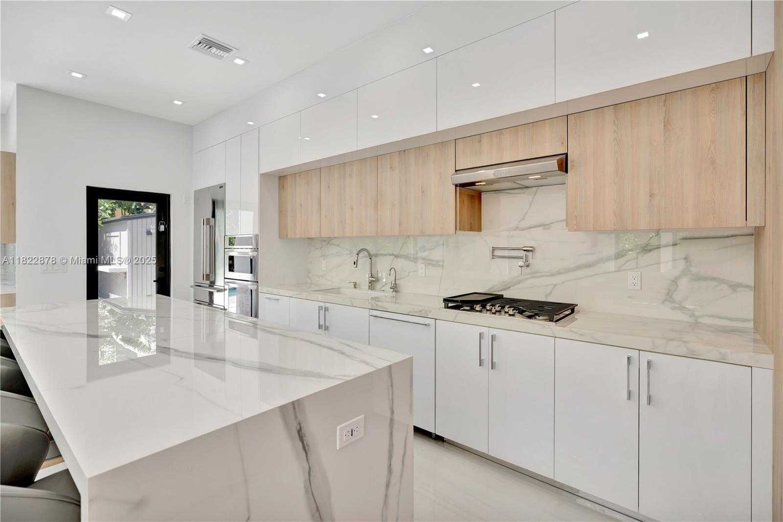 Small Image of 306 PLYMOUTH RD, West Palm Beach Number 10