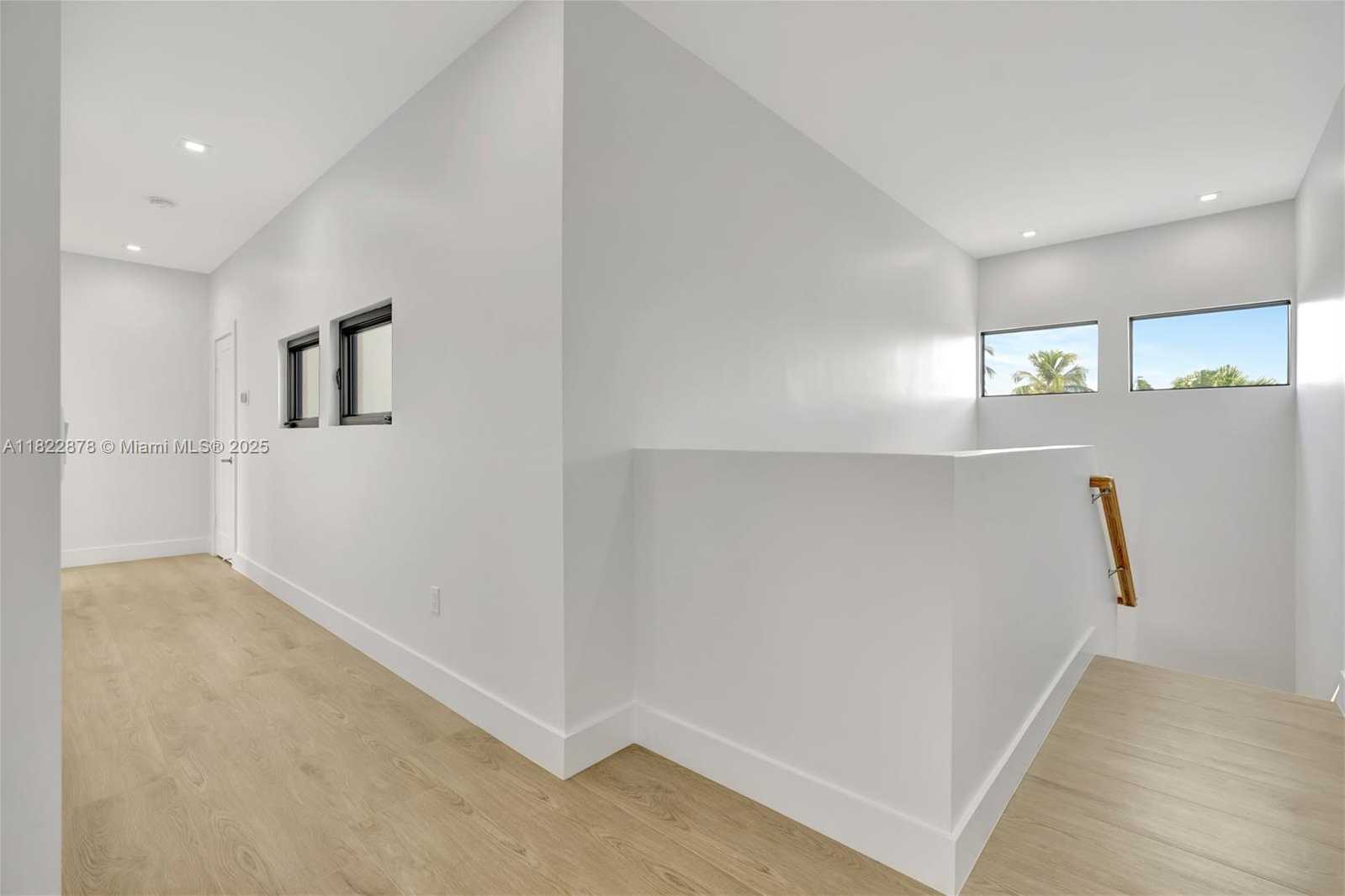 Small Image of 306 PLYMOUTH RD, West Palm Beach Number 29