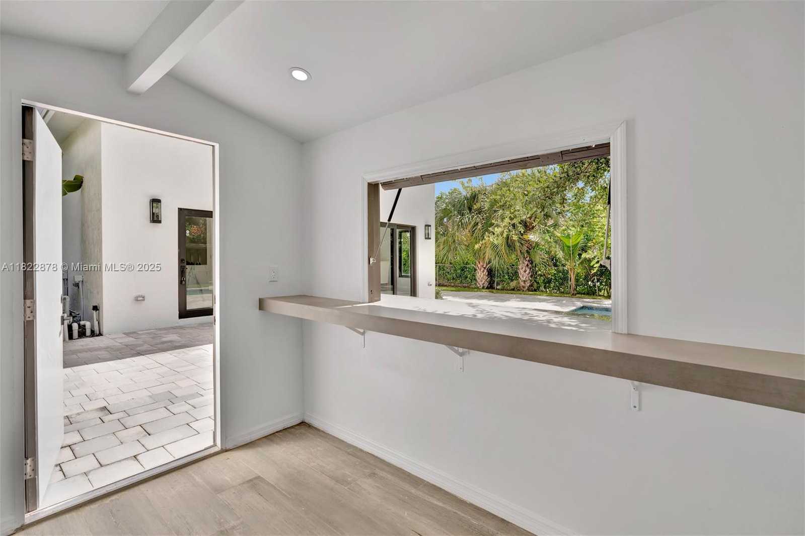 Small Image of 306 PLYMOUTH RD, West Palm Beach Number 43
