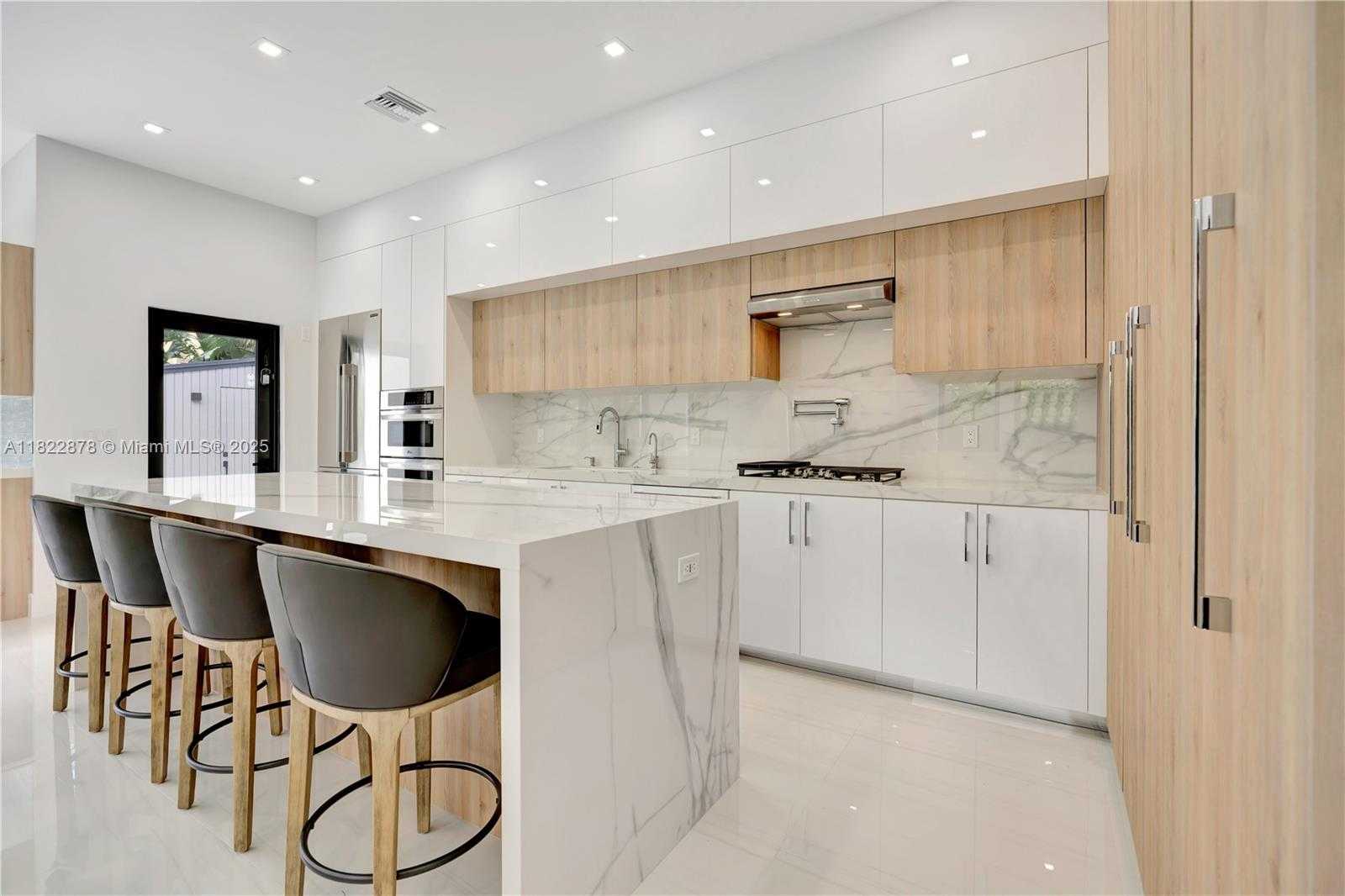 Small Image of 306 PLYMOUTH RD, West Palm Beach Number 8