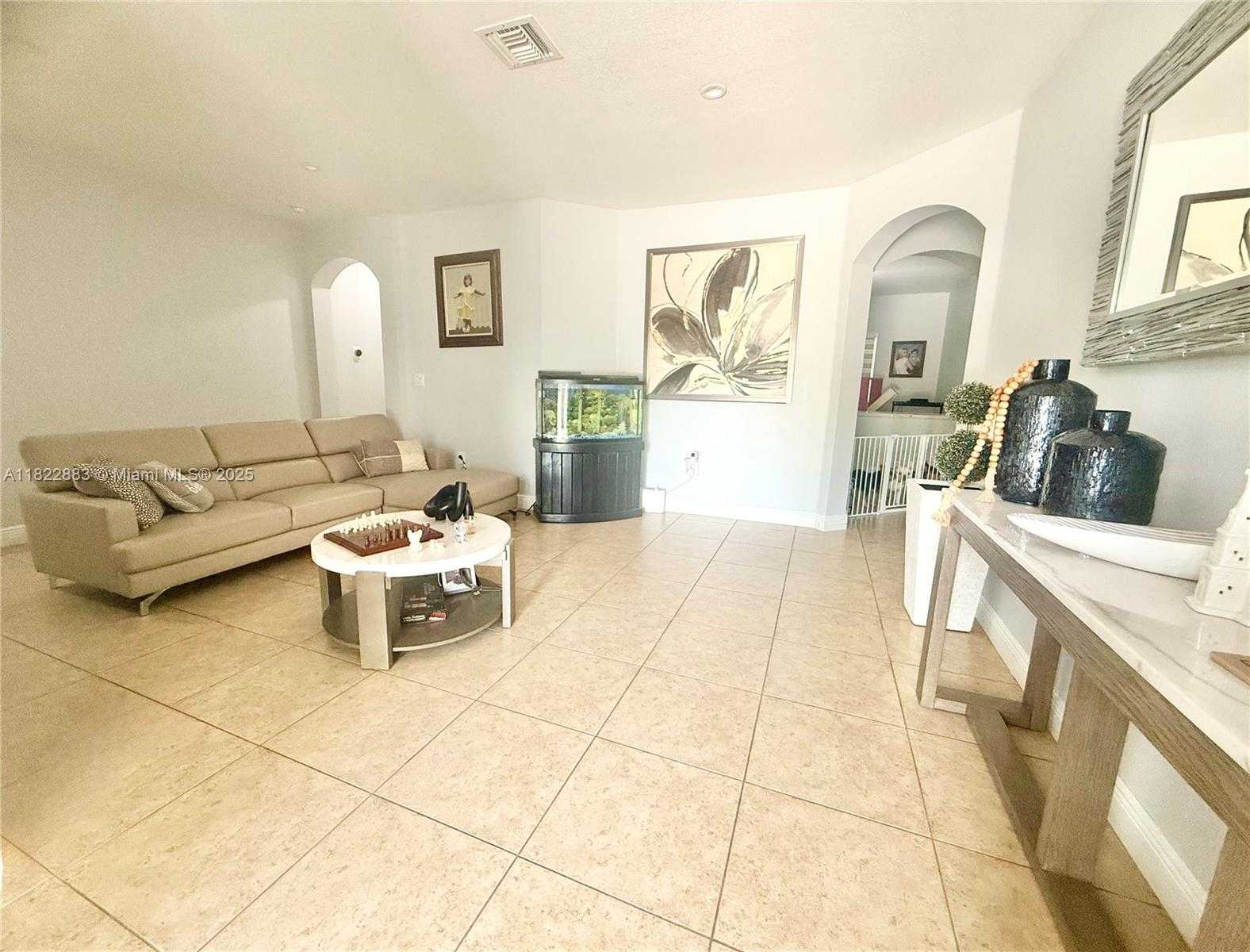 Small Image of 20401 SOUTH WEST 317TH ST, Homestead Number 7