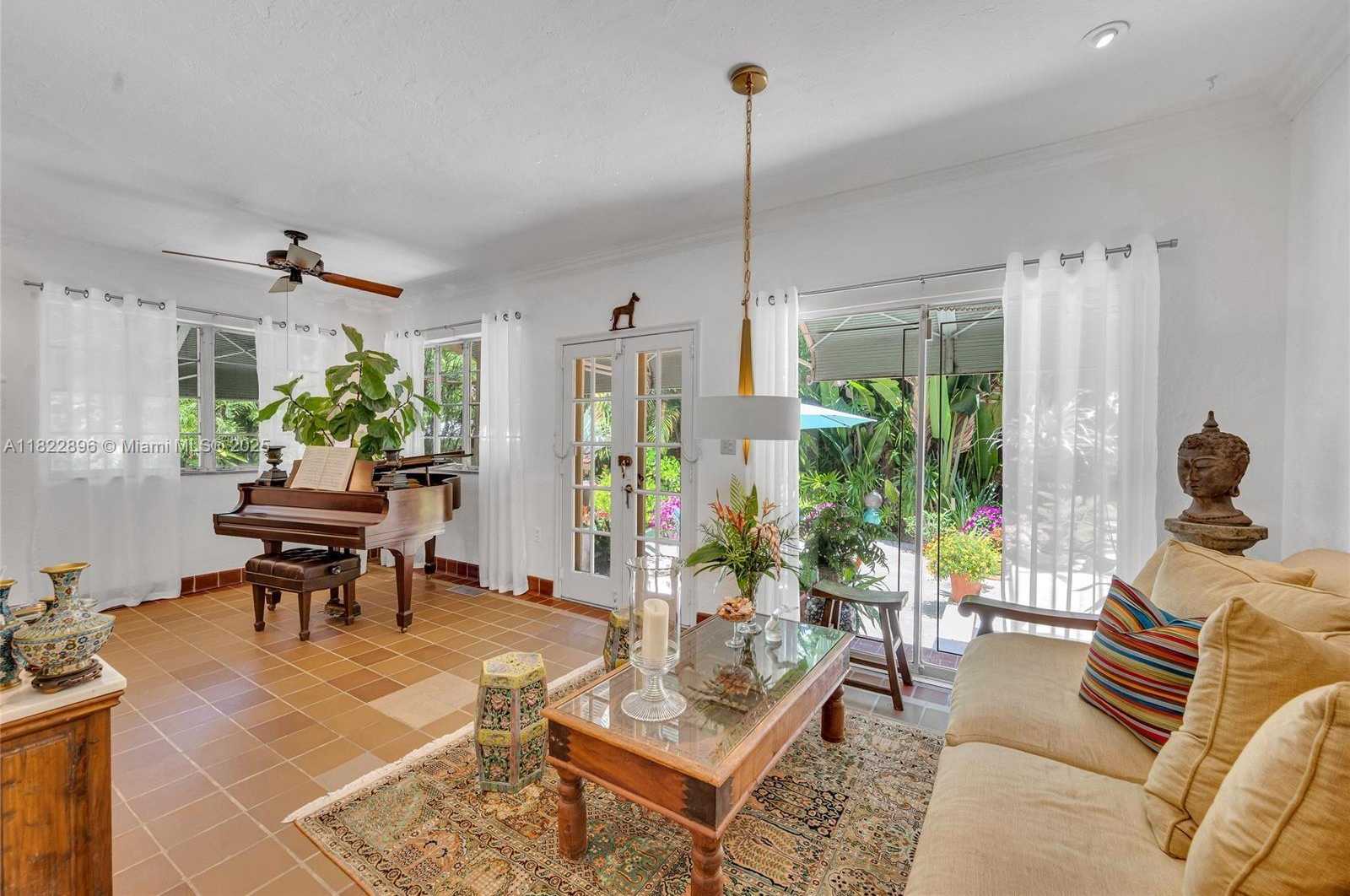 Small Image of 4187 SOUTH LE JEUNE RD, Miami Number 11